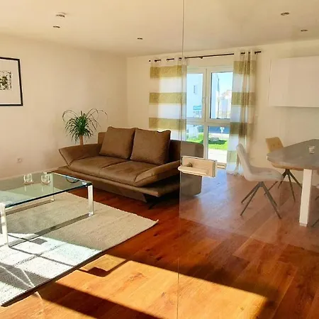 Donauhosting, Stadt Land Fluss Unterkirchberg