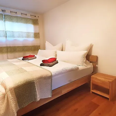 Donauhosting, Stadt Land Fluss Appartement